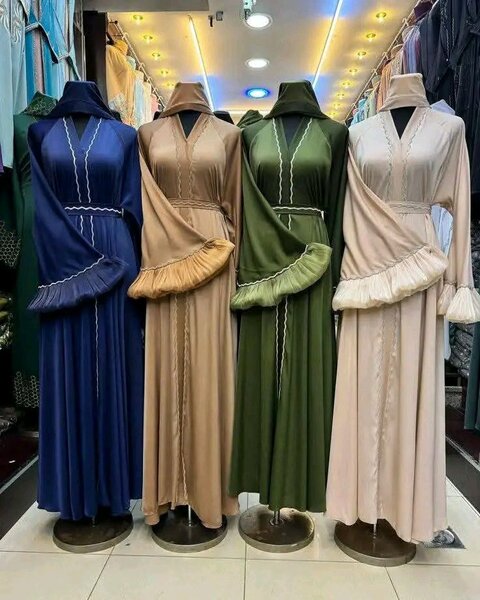 Robe élégante à manches longues