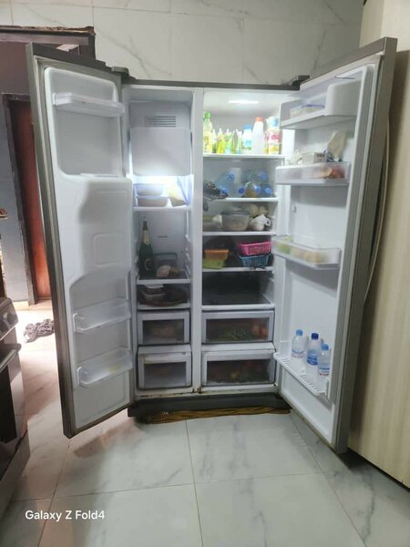 Réfrigérateur Inox Moderne