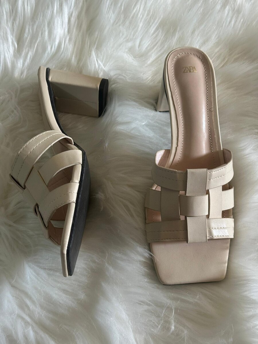 Mules à talons tressés