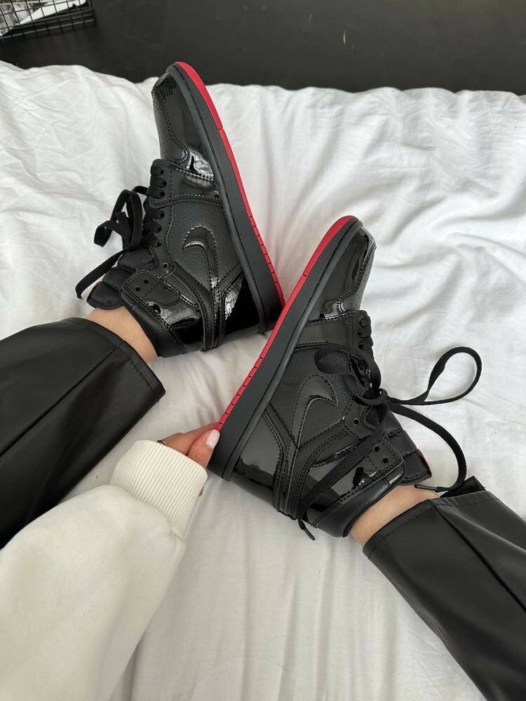 AIR JORDAN 1 LONG MIRROR