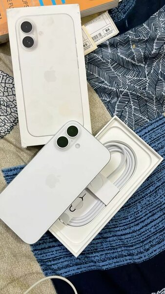 iPhone 15 plus blanc