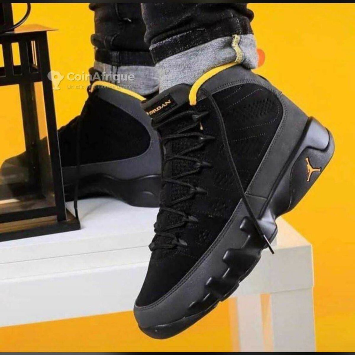 Basket noir et jaune homme
