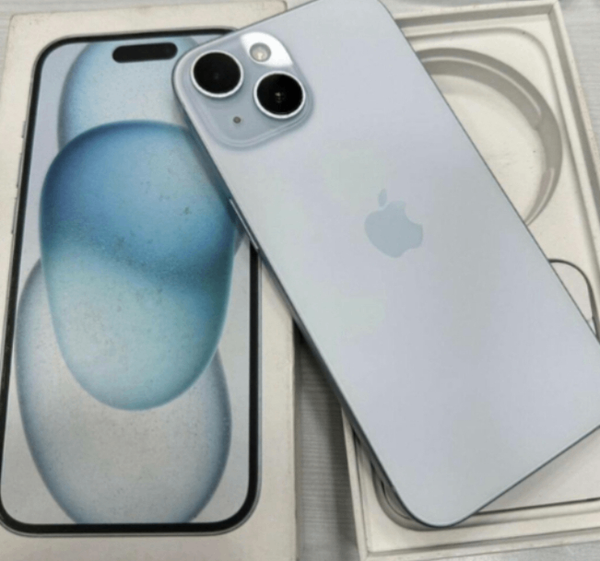 iPhone 15 Blanc 256 Go