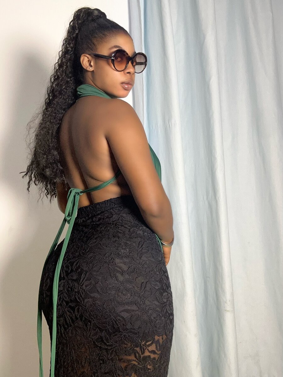 Haut Émeraude Élégante