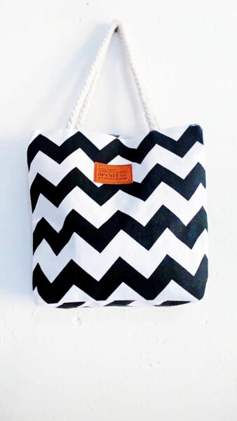 Medium tote bag