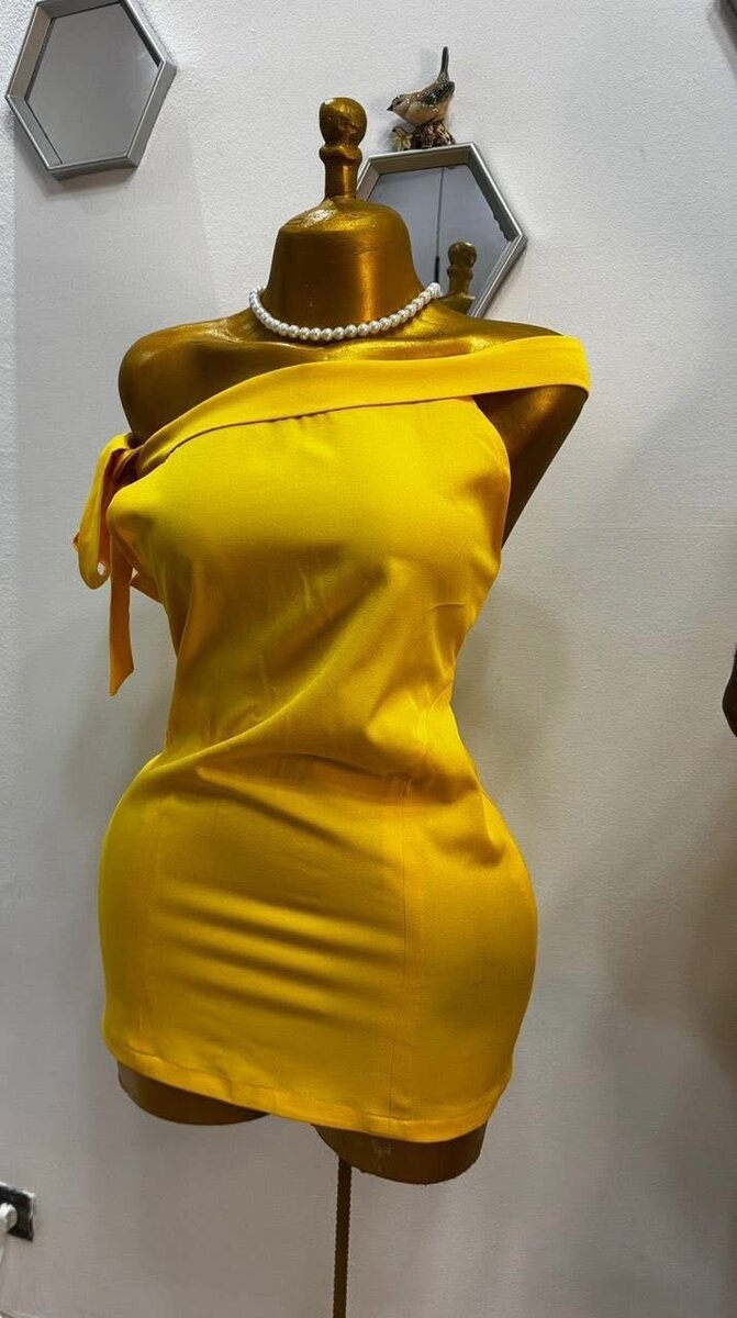 Robe élégante d'été