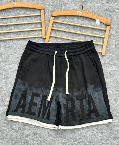 VÊTEMENTS POUR HOMME