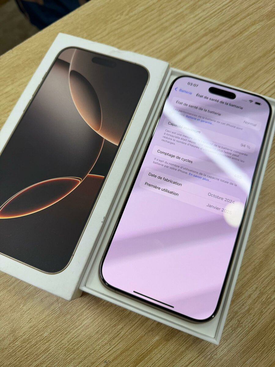 16 pro max 256 GO CE  Dos lég