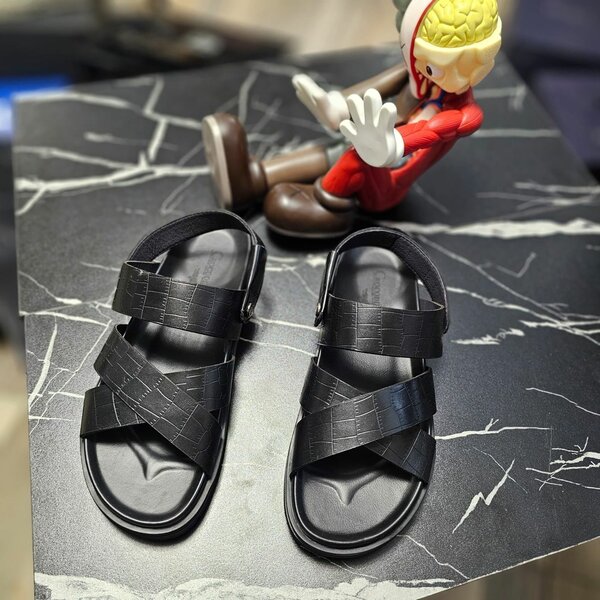 Sandales en cuir croisées homme