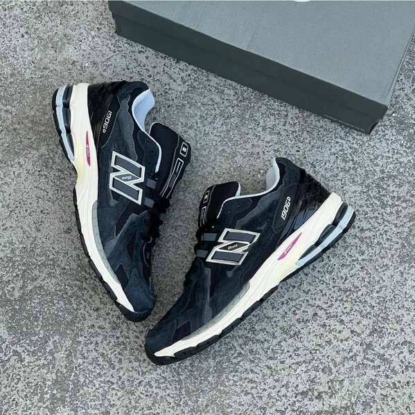 New balance 1906r