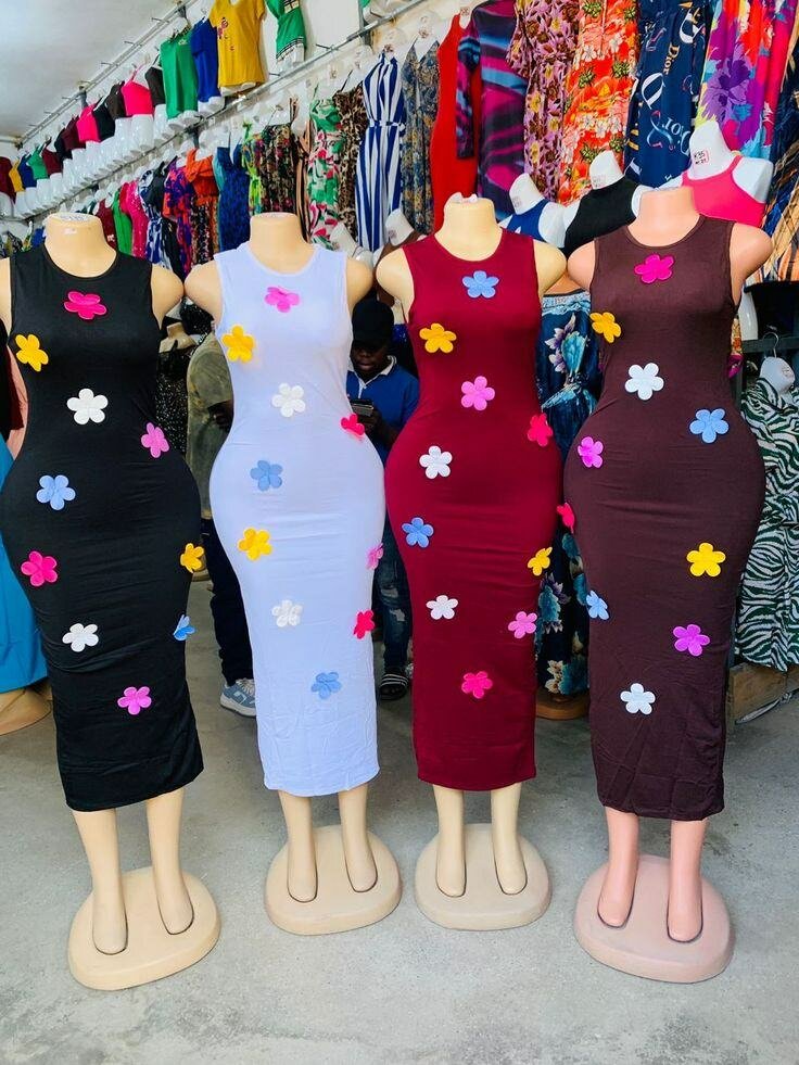 Robe d'été fleurie moulante