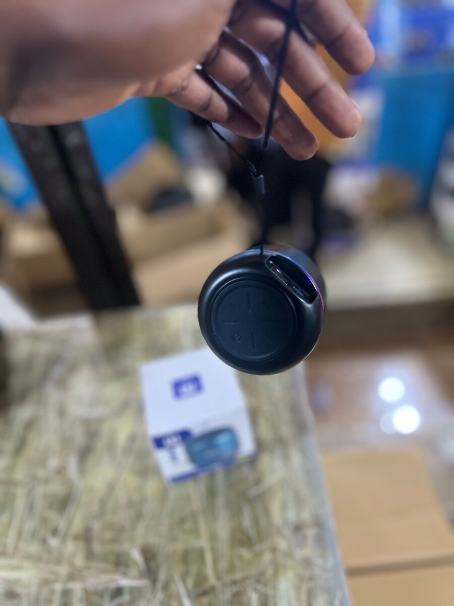 Haut-parleur Bluetooth portable WUF