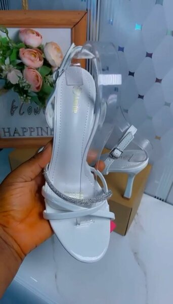 Sandales élégantes à talons hauts