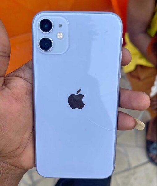 iPhone 11