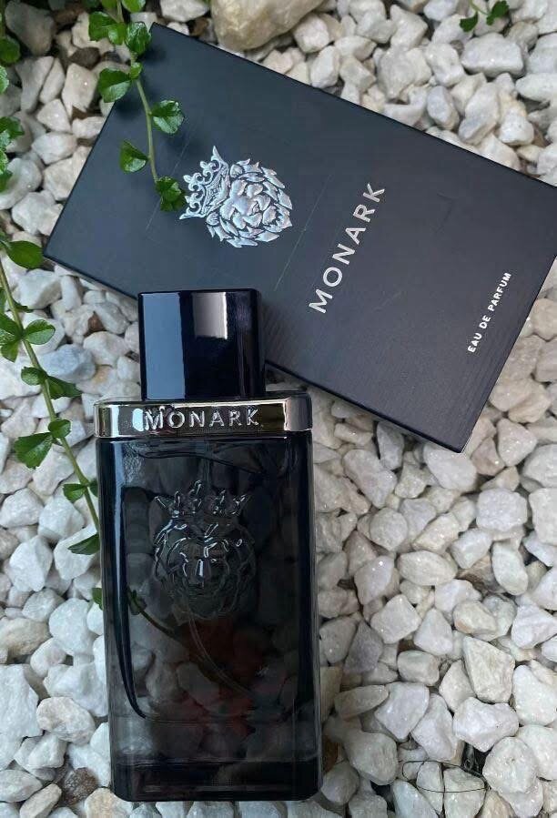 Parfum Iris Oud Born in France