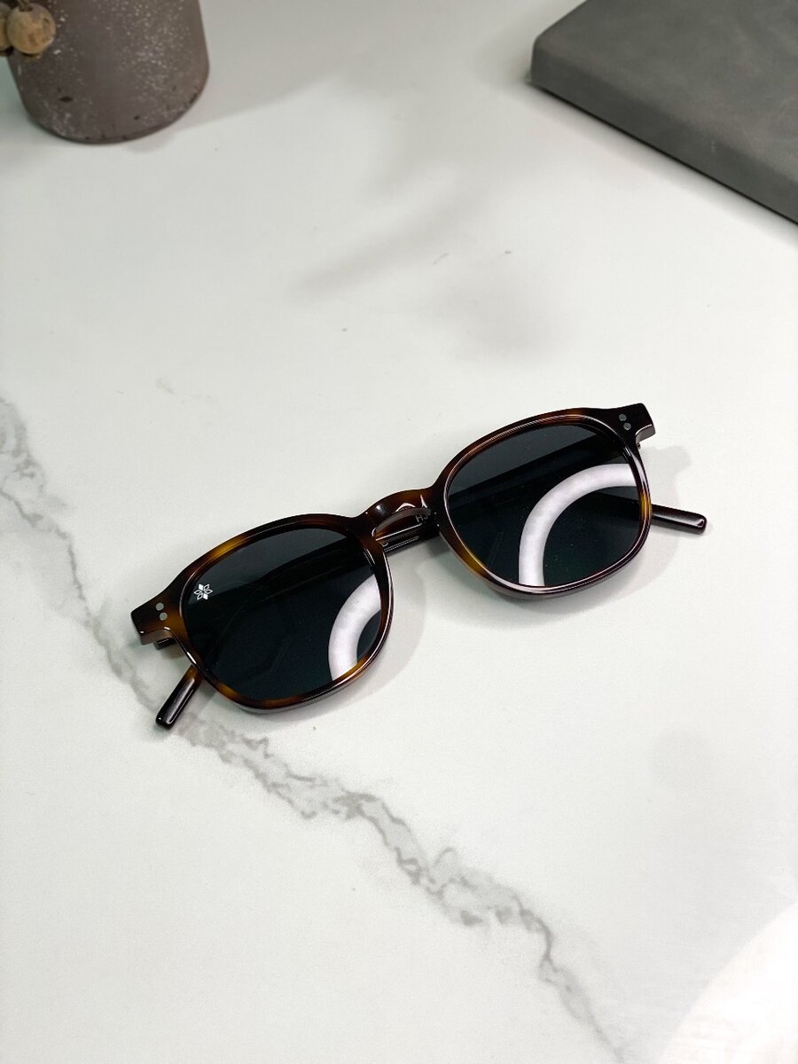 Lunettes de soleil élégantes