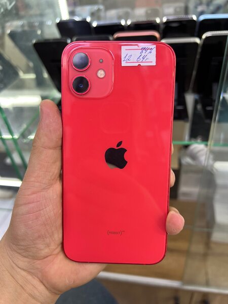 Айфон 12. 64гига