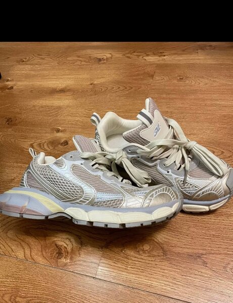 Красовки Balenciaga