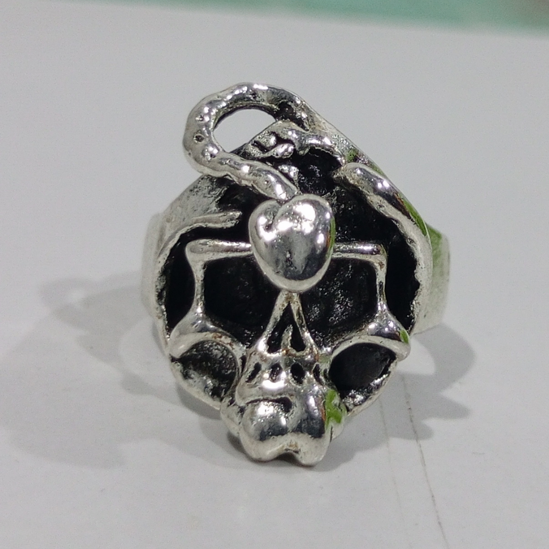 Bague tête de mort
