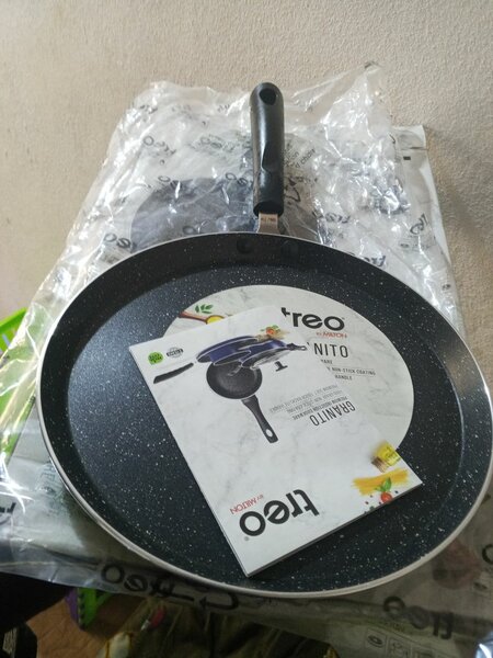 Poêle antiadhésive 28cm