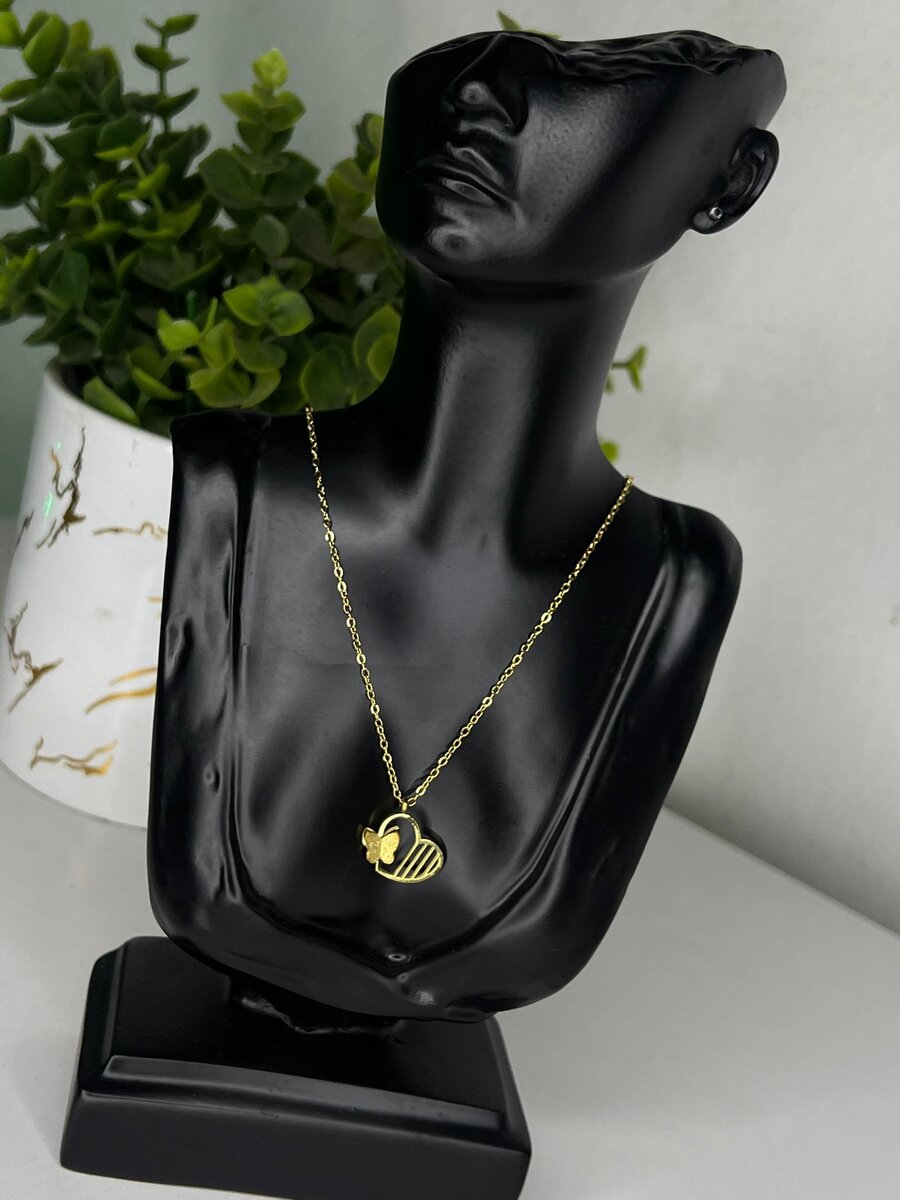 Collier pendentif élégant