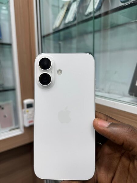 iPhone blanc dernière génération