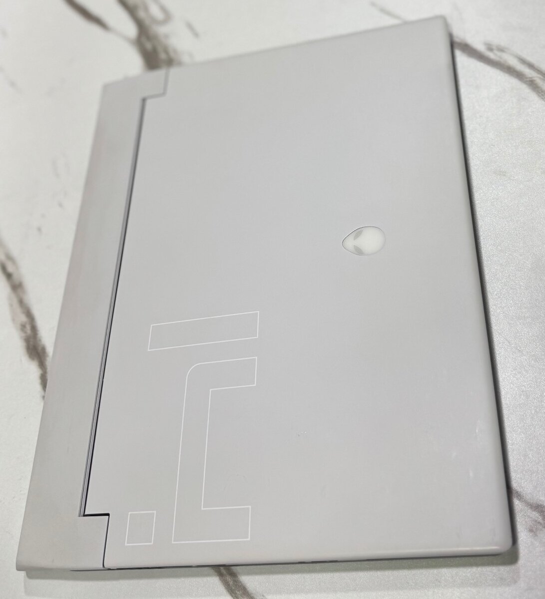 alienware x14 core i7 12th gén