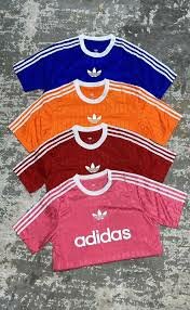 T-shirts Adidas colorées