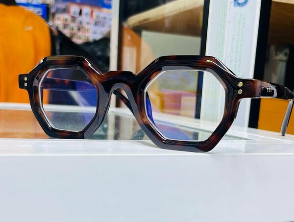 Lunettes monture octogonale