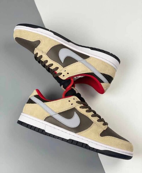 Nike Dunk Low Beige