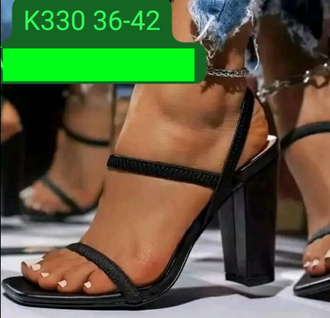 sandals black