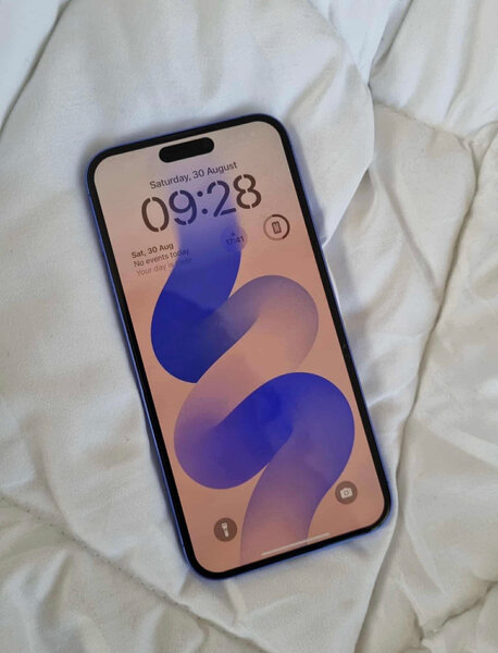 iPhone bleu dernier modèle