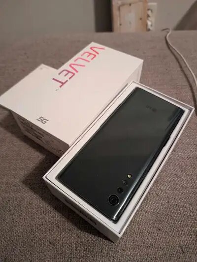 LG Velvet 5G 128gb/6gb ram brand new 12 months warranty call