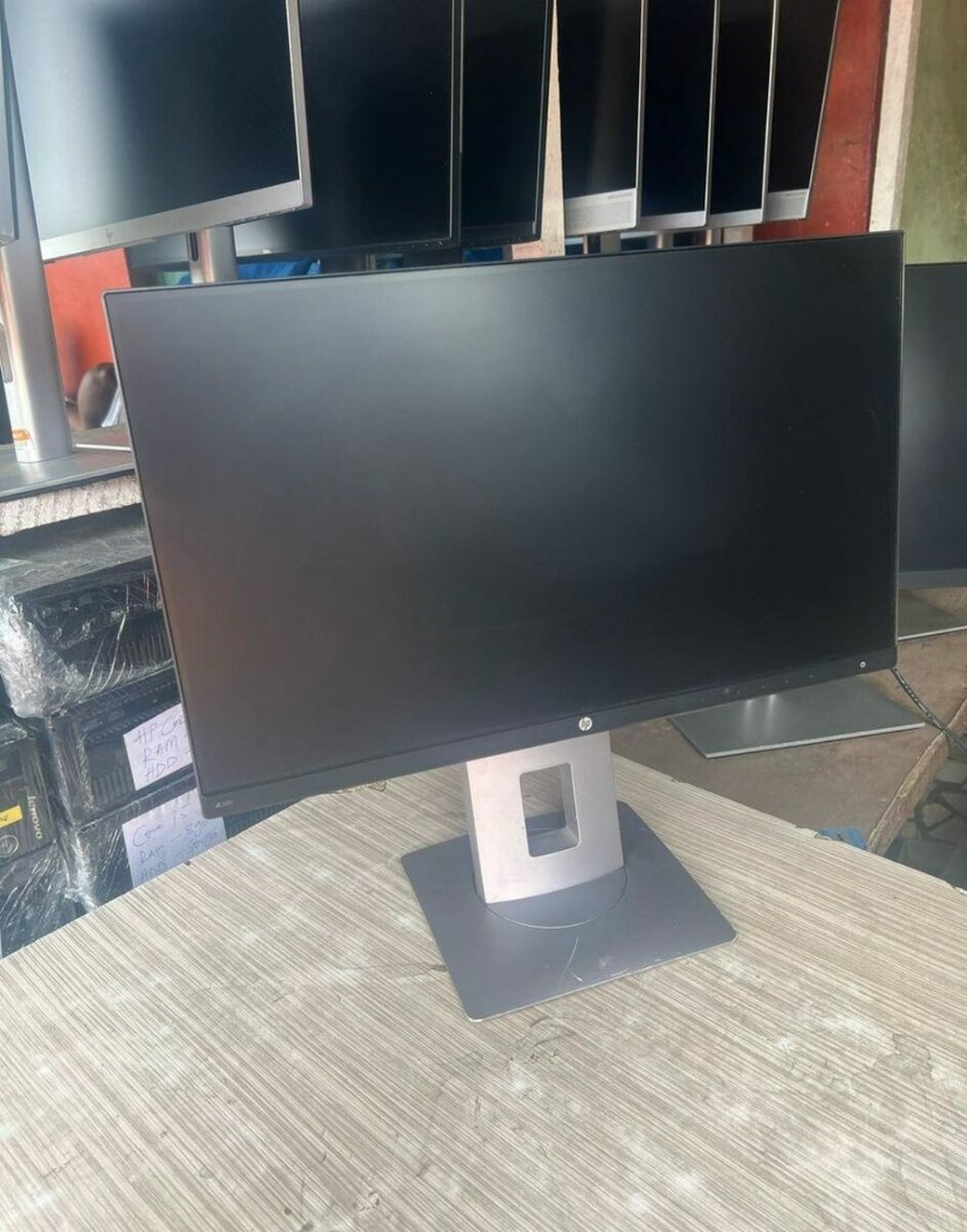 Écrans Moniteurs HD