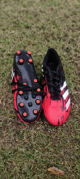 Football shoes