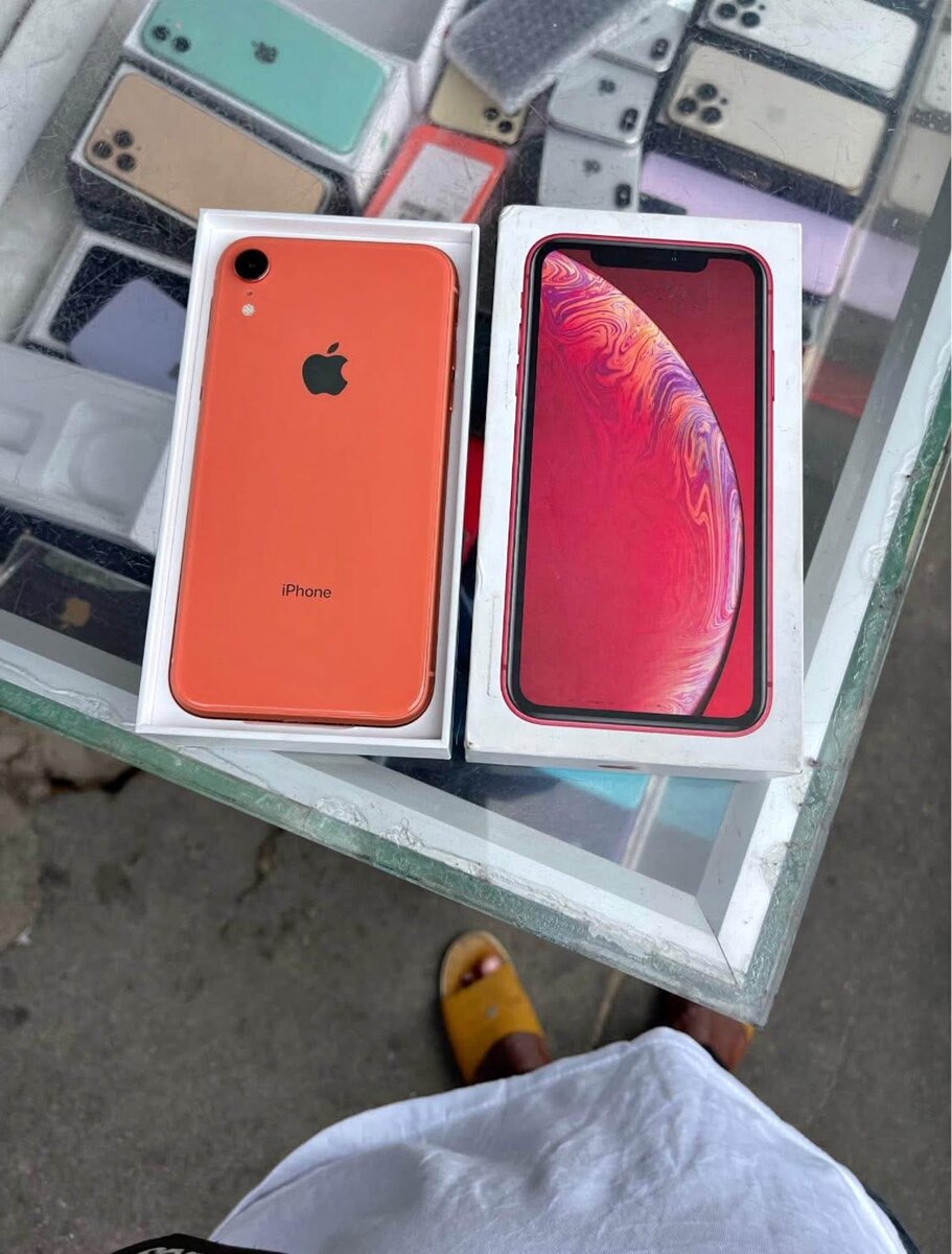 iPhone XR 64Go Corail