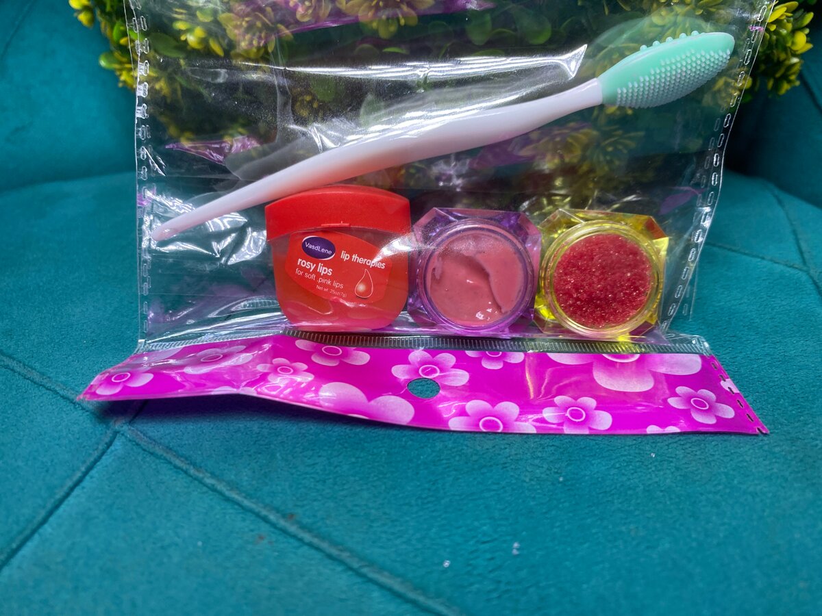 Kit lèvres rose( homme)