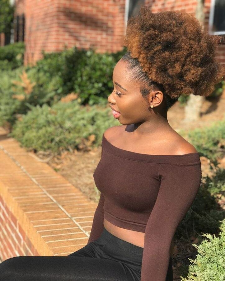 Postiche affro couleur