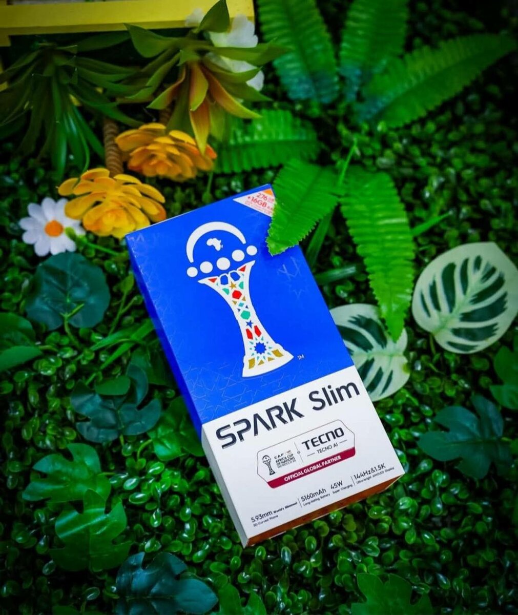 Téléphone Tecno Spark Slim