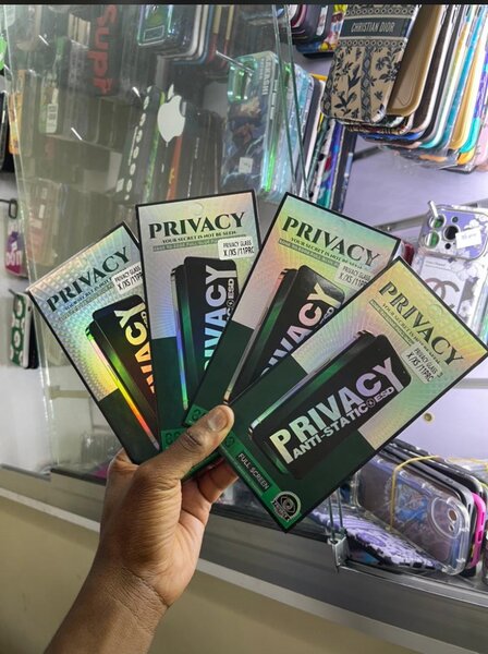 Rubber glass privacy glass protector