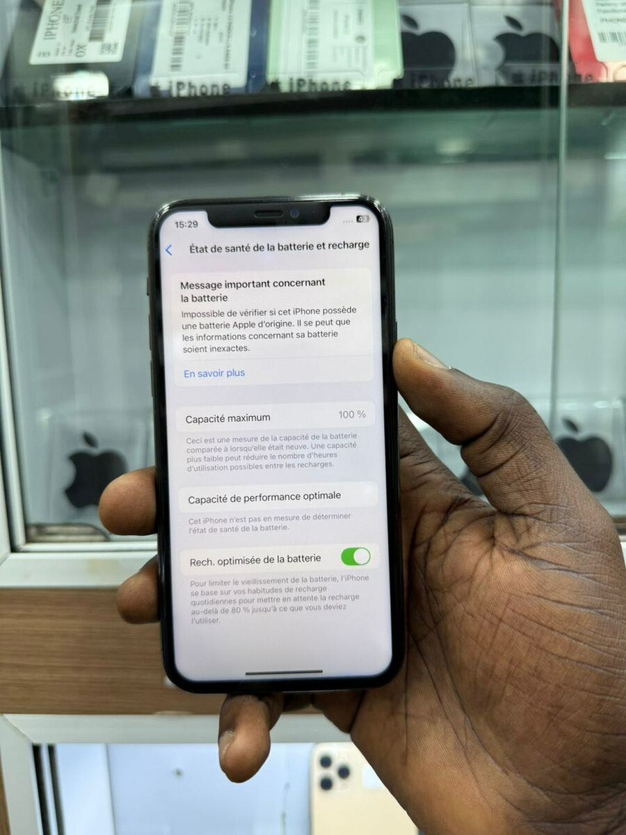 11pro 64g propre batterie chan