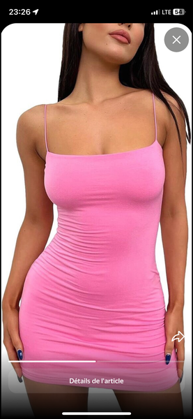 Robe moulante rose chic