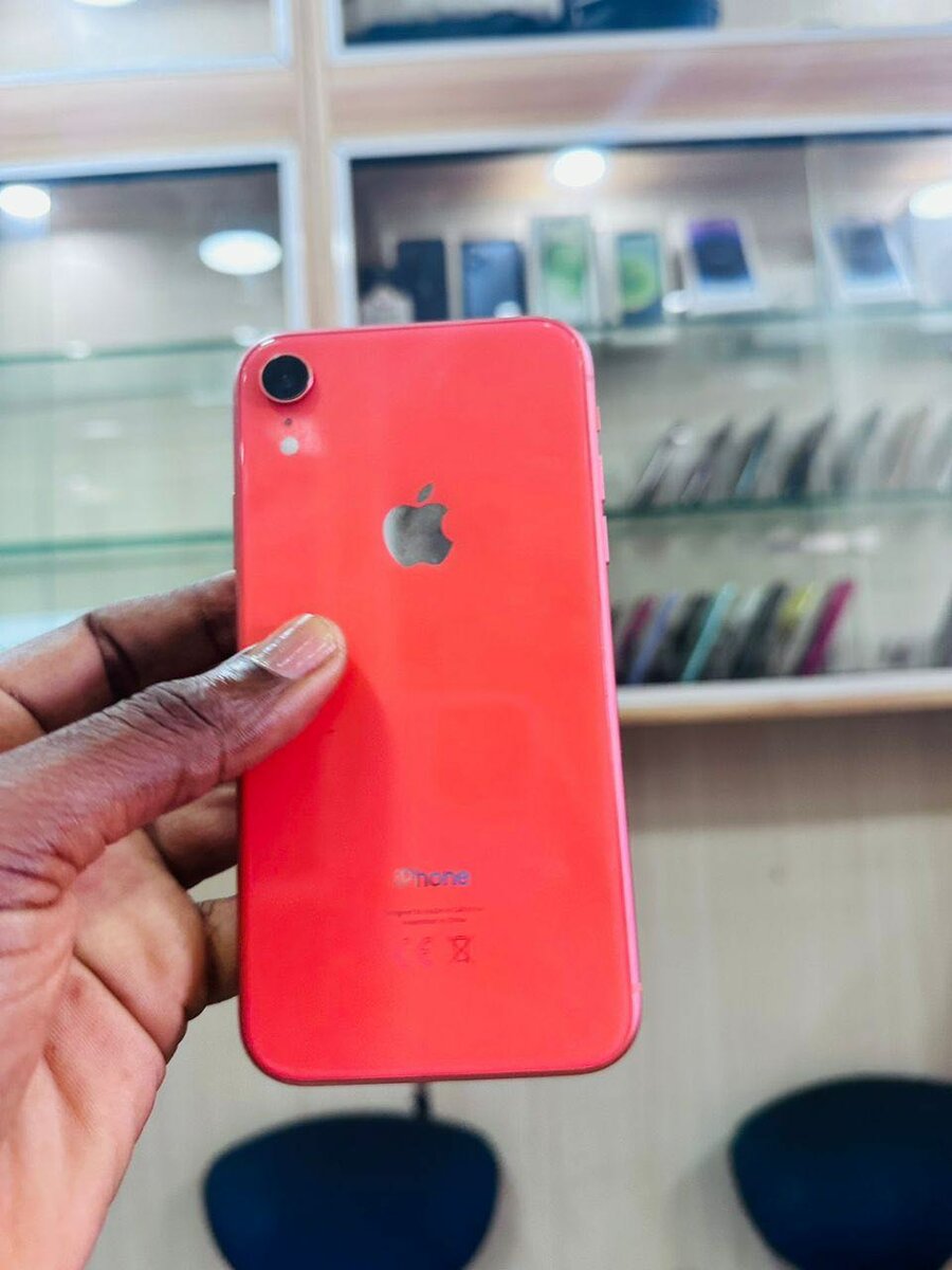 iPhone XR 64go quasi neuf