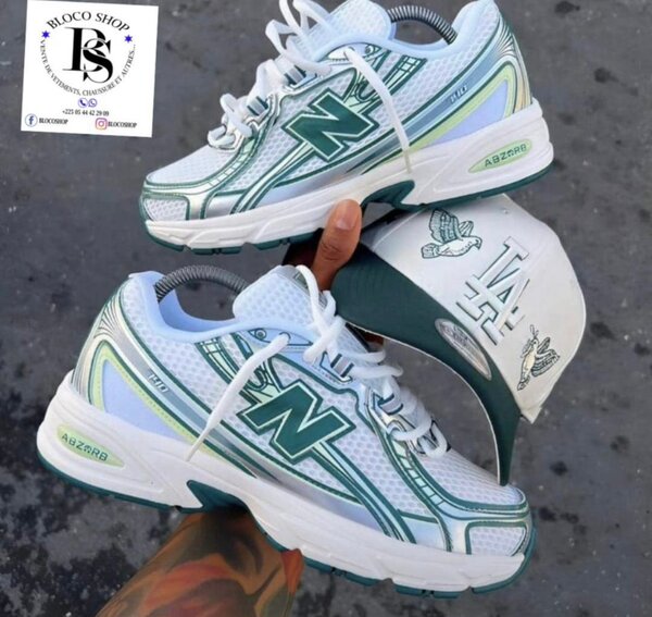 Chaussures de sport blanches