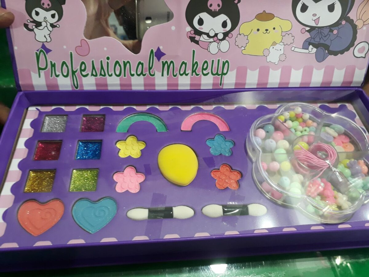Makeup Box