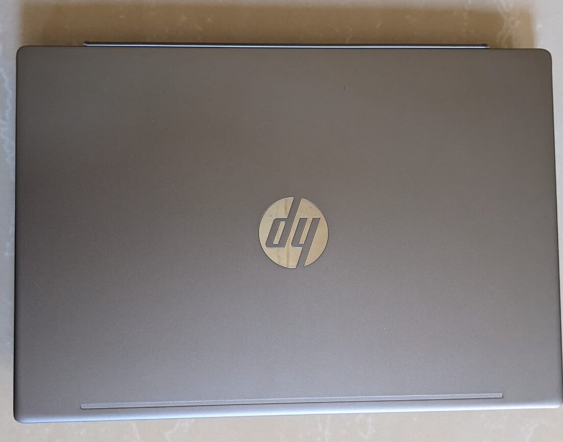 EXCELLENT CONDITION HP PAVILION