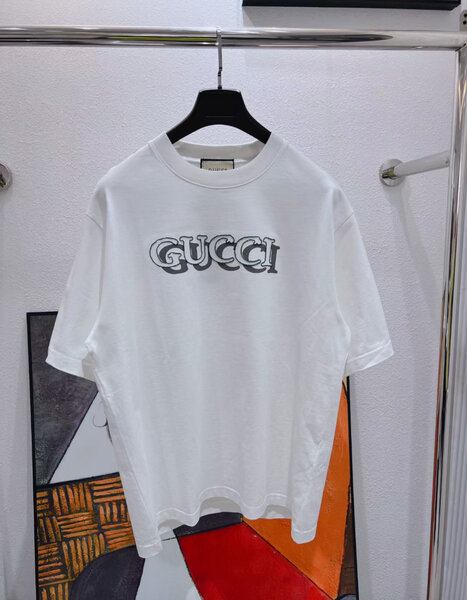 T-shirt Gucci blanc élégant