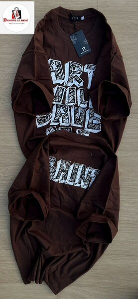 T-shirt marron imprimé graphique