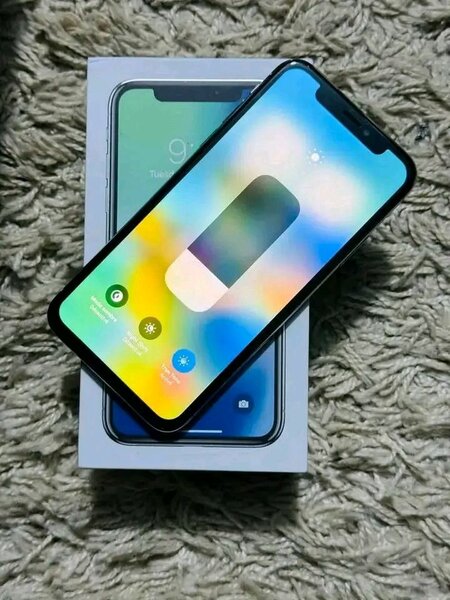 iPhone X 64Go Neuf Débloqué
