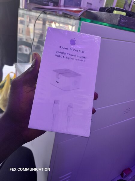 65W USB C to lightning charger